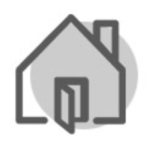 una casa con chimenea y puerta