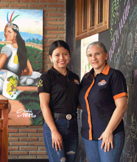 gif animado de jóvenes en sus variados lugares de trabajo